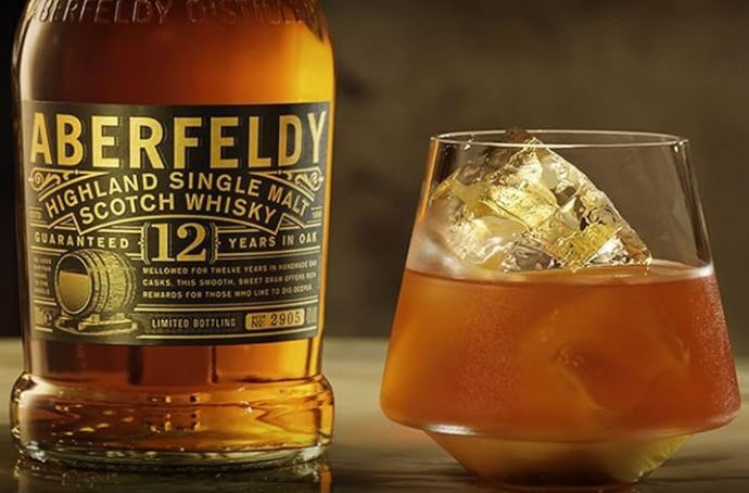aberfeldy 12yo butelka z koktajlem